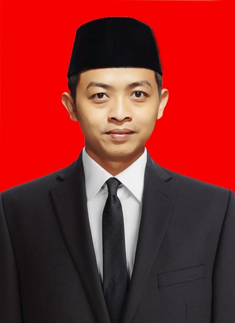 Aris Nurfat’hani, M.Pd.